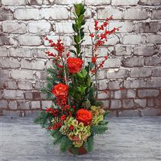 Holiday Rose &amp; Pine Display